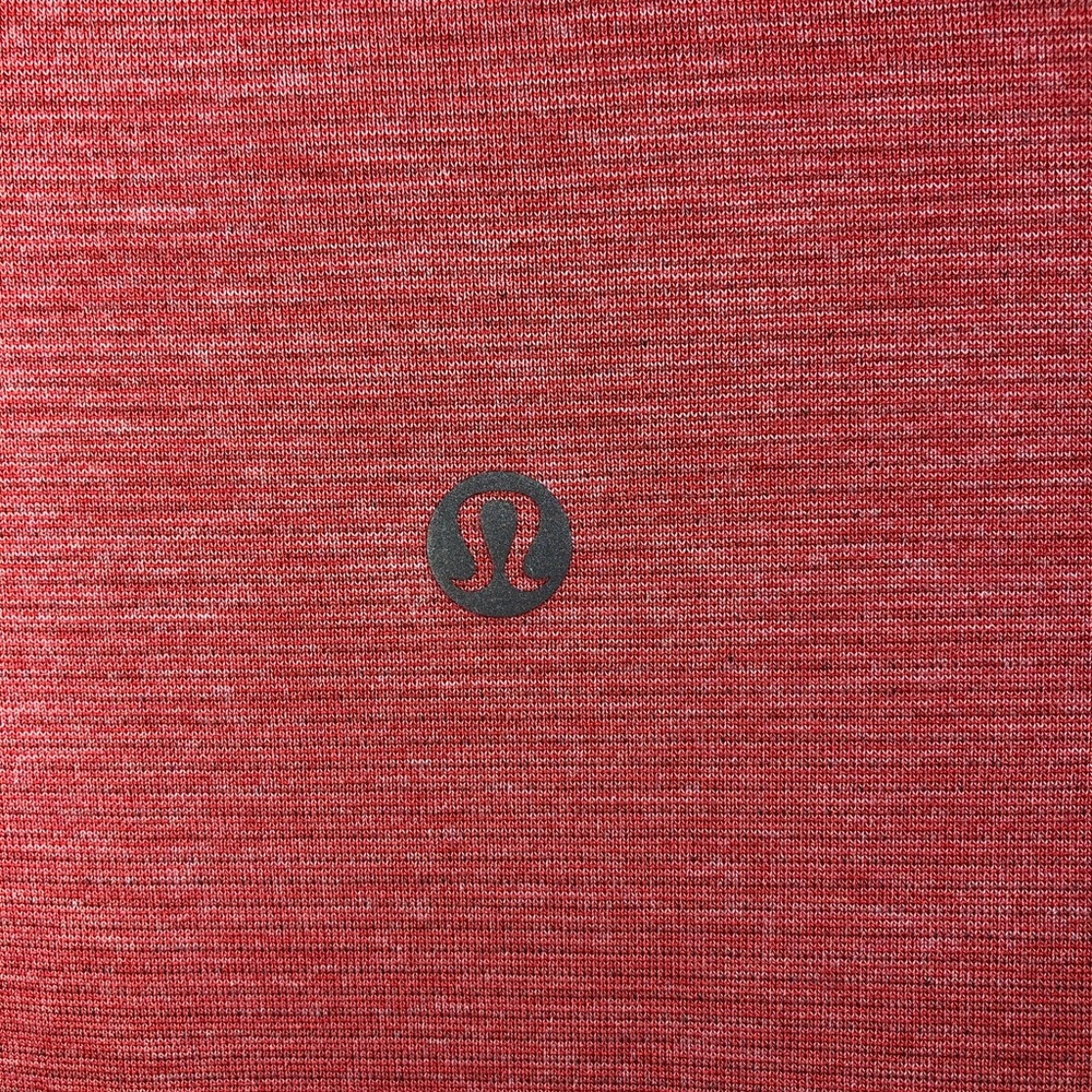 Men’s XL LuLu Lemon short sleeve worn maybe twice.